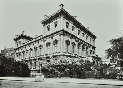 ドーチェスターハウス、パークレーン、ウェストミンスターLB、1896 作： English Photographer