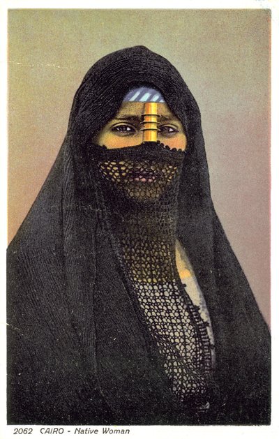 エジプト人女性（カラー写真 作： English Photographer