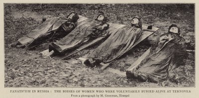 ロシアの狂信、自発的にテルノフカに埋葬された女性の身体 作： English Photographer
