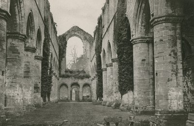 ファウンテンズ修道院、身廊、西を見る 作： English Photographer