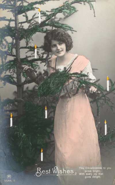 少女とクリスマスツリー 作： English Photographer