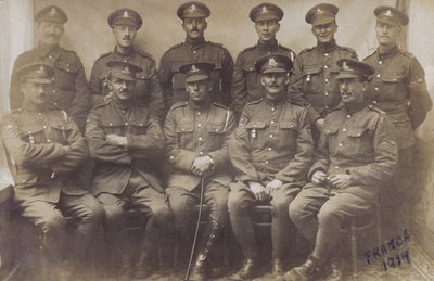 イギリス人兵士のグループ、第一次世界大戦、フランス1917年（モノクロ写真 作： English Photographer