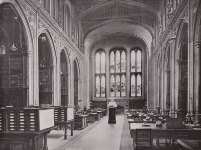 チョーサーの胸像を備えたギルドホール図書館 作： English Photographer