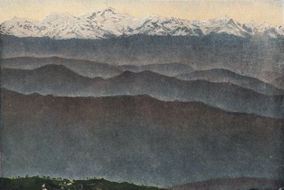 ヒマラヤ山脈（カラー写真 作： English Photographer