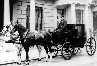 24グロスタースクエア外の馬車、ハイドパーク、ロンドン、c.1890 作： English Photographer