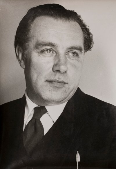 1941年に難民として英国に渡ったポーランド人建築家Jerzy Faczynski氏（モノクロ写真 作： English Photographer