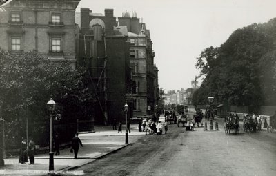 ケンジントンゴア、ロンドン 作： English Photographer