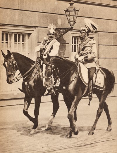 1913年にポツダムを離れて軍隊のレビューに出席するために、ジョージ5世とカイザーヴィルヘルム2世、「ジョージ5世の生涯」からの挿絵、1935年頃 作： English Photographer