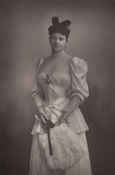 レディ・コリン・キャンベル 作： English Photographer