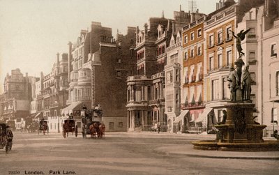 ロンドン、パークレーン（写真 作： English Photographer