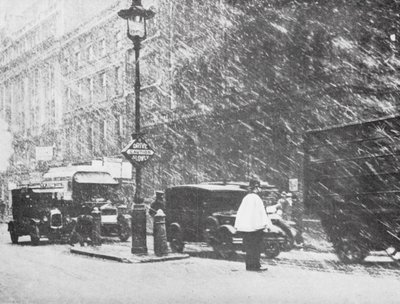 雪のロンドン（モノクロ写真） 作： English Photographer