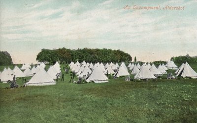 ハンプシャー州オルダーショットの軍隊駐屯地（写真 作： English Photographer