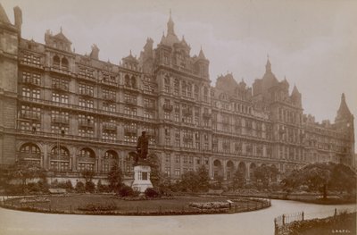 ナショナルリベラルクラブ、ロンドン 作： English Photographer