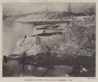 冬のナイアガラ、1901年2月7日の滝 作： English Photographer