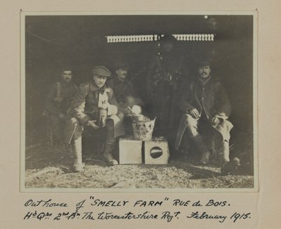 SMELLY FARM Rue de Boisの別荘。 Hd。 Qrs。セカンドBnザウスターシャーレジスタント1915年2月 作： English Photographer