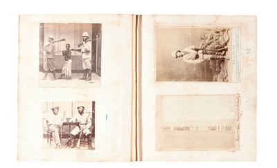 ヘンリー・モートン・スタンレーが所有していたアルバムのページ（モノクロ写真 作： English Photographer