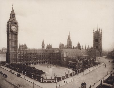 ウェストミンスター宮殿、ロンドン（モノクロ写真） 作： English Photographer