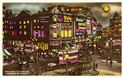 夜のピカデリー・サーカス（ロンドン）（写真 作： English Photographer