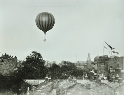 ポプラレクリエーショングラウンド：熱気球、1892 作： English Photographer