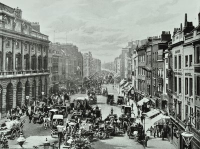 サマセットハウス、ストランド、ウェストミンスターLB：セントメアリールストランドから西を見る、1895 作： English Photographer