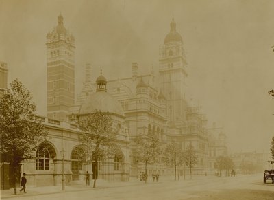 帝国研究所、サウスケンジントン、ロンドン 作： English Photographer