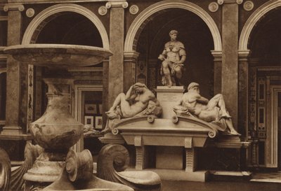 イタリアの裁判所 作： English Photographer