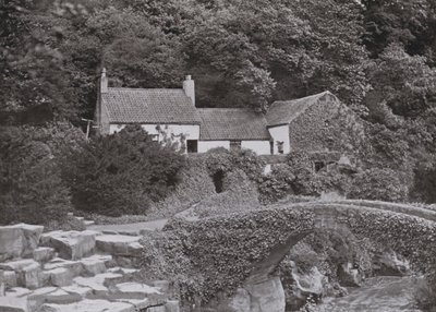 ジェスモンド・デーンのオールド・ミル（モノクロ写真 作： English Photographer