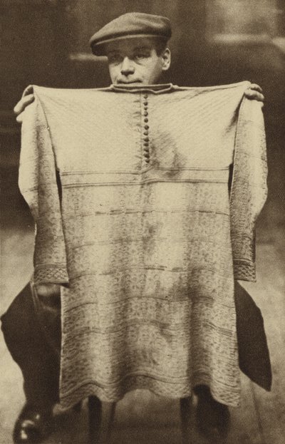 ランカスターハウスのロンドン博物館に展示されていた、チャールズ1世が処刑したときに血に染まったベスト 作： English Photographer