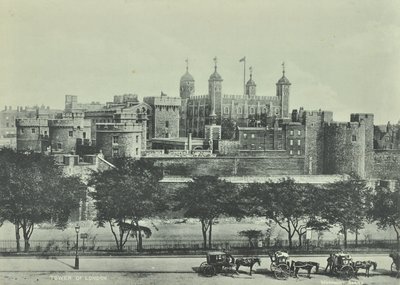 ロンドン塔、タワーヒル、1890 作： English Photographer