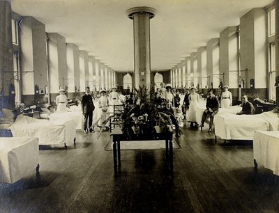 セントトーマス病院のビクトリア病棟、ロンドン、1900年頃 作： English Photographer