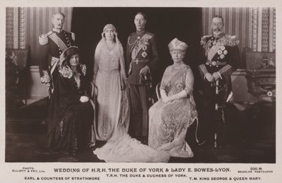 ヨーク公爵夫人とレディEボウズリヨンの結婚式 作： English Photographer