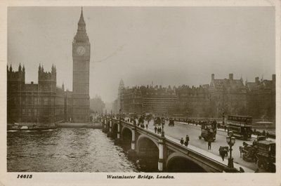ウェストミンスターブリッジ、ロンドン 作： English Photographer