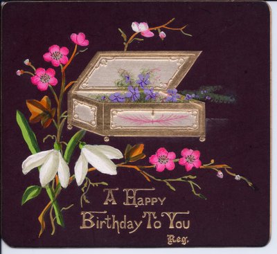 スミレの棺とスノードロップのスプレーが付いたビクトリア朝の誕生日カード、1880年頃 作： English School