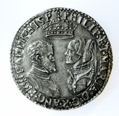 スペインのフィリップII（1527-98）とイギリスのメアリーI（1516-58）1554（シルバー）の結婚記念シリング 作： English School