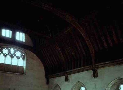 1341年に建てられた男爵の広間の天井の詳細（写真 作： English School