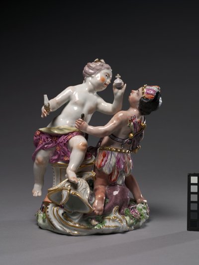 ヨーロッパとアメリカ、チェルシー磁器工場で製造、1760年頃 作： English School