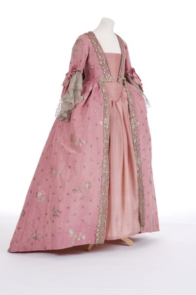 袋のバックドレスの正面図、1750年代（シルク＆シルバーのメタルスレッド） 作： English School