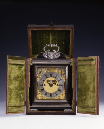 バーナード・トンピオン、トンピオン・アンド・バンガー、ロンドン、No。460、印象的なブラケット時計、c.1708（エボニー＆シルバー）（745882-87も参照） 作： English School