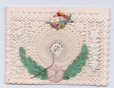 封筒を持った鳩が描かれたヴィクトリア朝の蜂の巣グリーティングカード 1880年頃（ペーパーレース 作： English School