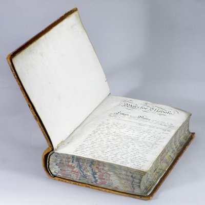 1815年頃のワーテルロー・メダル・ロール（紙にペンとインク、革製の巻物入り 作： English School