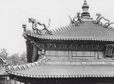 ジェホル、ヒンクン、チハリ、金銅屋根（モノクロ写真） 作： Ernst Boerschmann