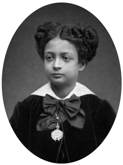  作： Etienne Carjat