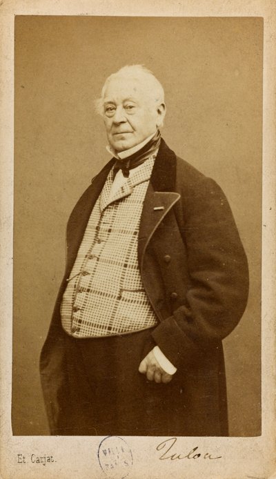 作曲家でフルート奏者のJean-Louis Tulou（1786-1865）の肖像（1860年頃）。 作： Etienne Carjat