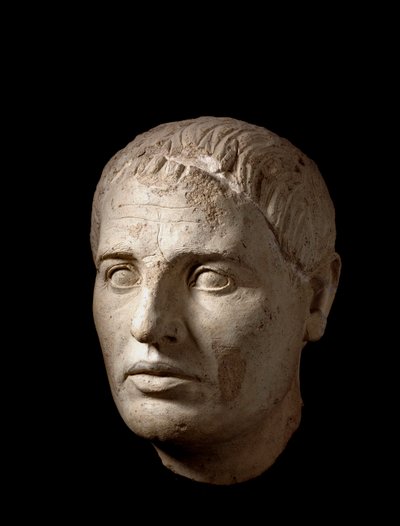 軽い粘土で作られた男性の頭部、紀元前2世紀 作： Etruscan