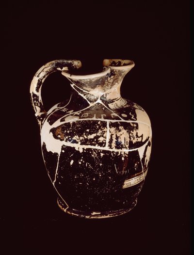 xanthipposと刻まれたオエノコエ。紀元前5世紀、ヴァッレ・トレビアの709号墳より 作： Etruscan