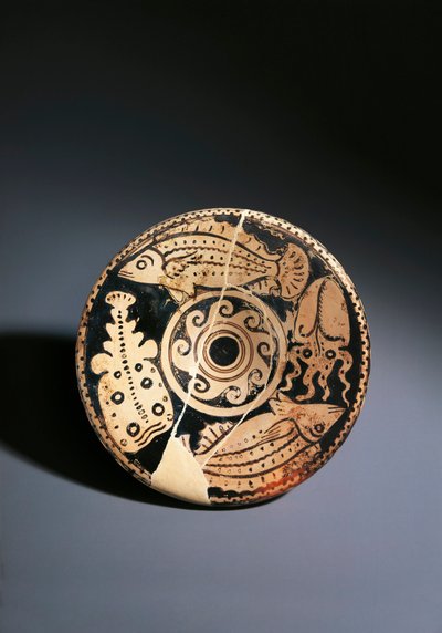 チェルベテリ産魚文赤絵陶器皿 作： Etruscan
