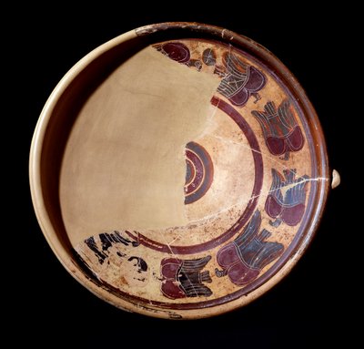 動物を表現したテラコッタの皿、紀元前600～590年 作： Etruscan