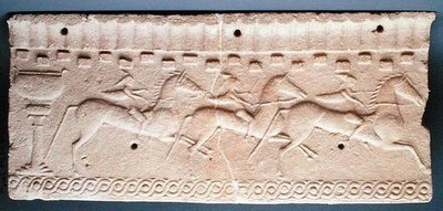 騎馬民族のレリーフが描かれたプレート(石) 作： Etruscan Etruscan