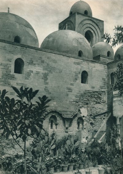 サンジョヴァンニデッリエレミティ教会、パレルモ、シチリア島、イタリア、1927年。 作： Eugen Poppel