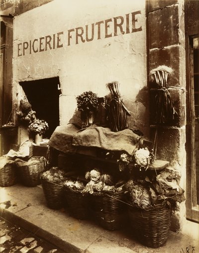  作： Eugène Atget
